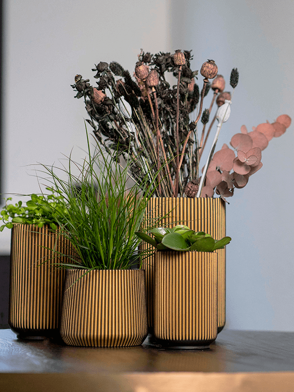 Кашпо Capi Nature Groove Vase High Black Gold