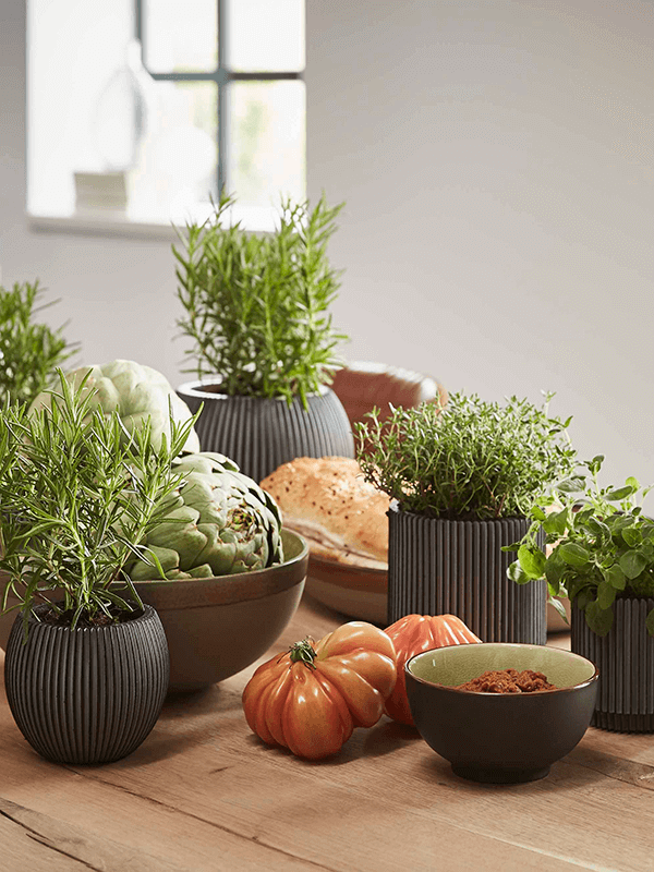 Кашпо Capi Nature Groove Vase Ball Black